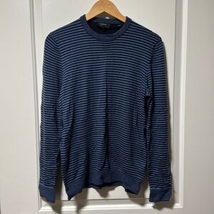 Vince navy and blue merino wool/cotton striped crewneck size small